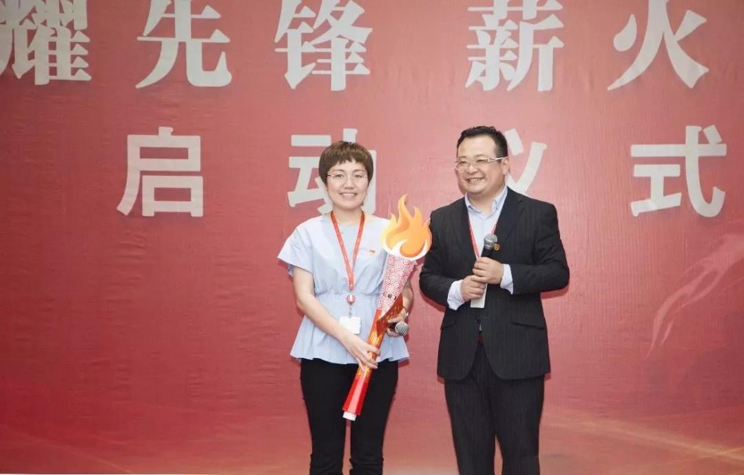 光耀先鋒  薪火接力 傳遞先鋒精神，踐行黨員使命，開拓全新事業(yè)   張建軍—葉根源