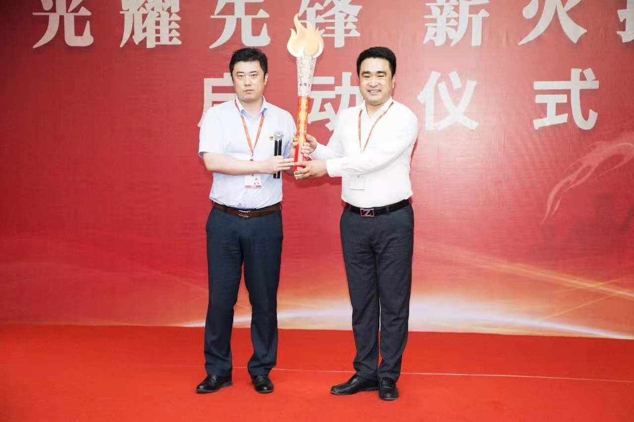 光耀先鋒 薪火接力 傳遞先鋒精神，踐行黨員使命，開拓全新事業(yè) 朱文國(guó)—宮曌磊 